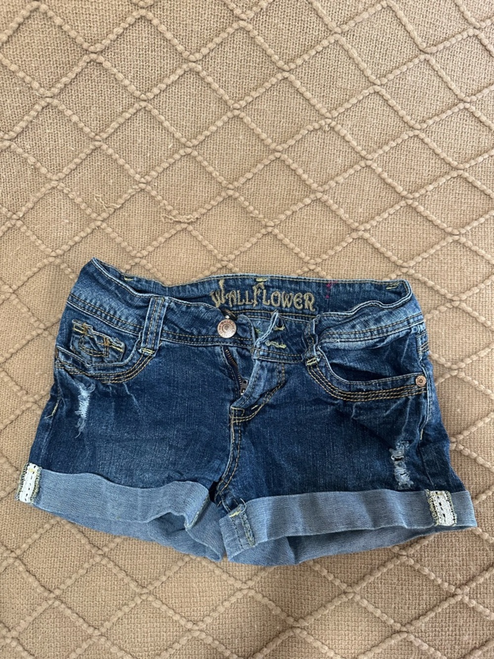 Wallflower Girls Blue Rolled-Hem Denim Shorts